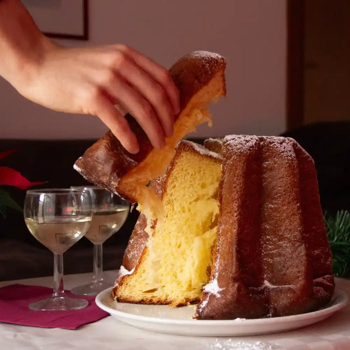 Comment reconnaître et servir un vrai pandoro italien à Noël